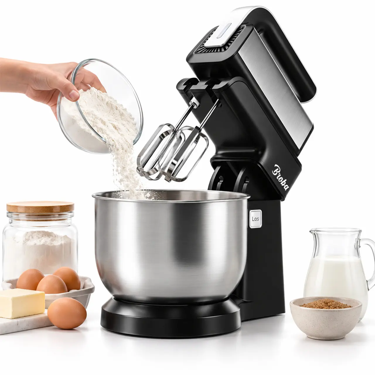 Handmixer voegt bloem toe